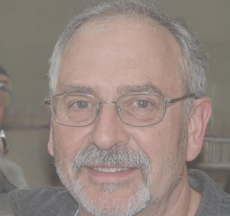Portrait de Jean-Philippe Dubois, analyste financier